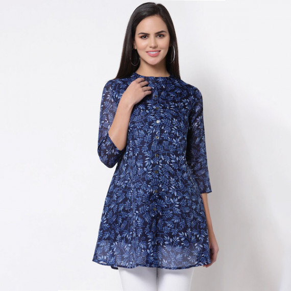 https://www.facemarshal.com/vi/products/blue-printed-tunic