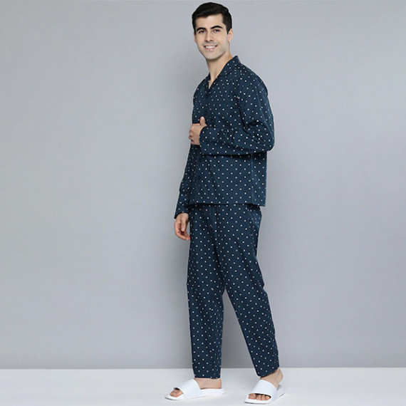 https://www.facemarshal.com/products/men-navy-blue-white-printed-pure-cotton-night-suit
