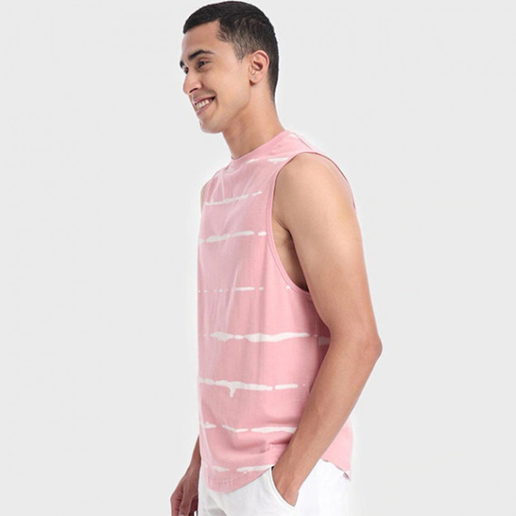 https://www.facemarshal.com/products/men-pink-oversized-vest
