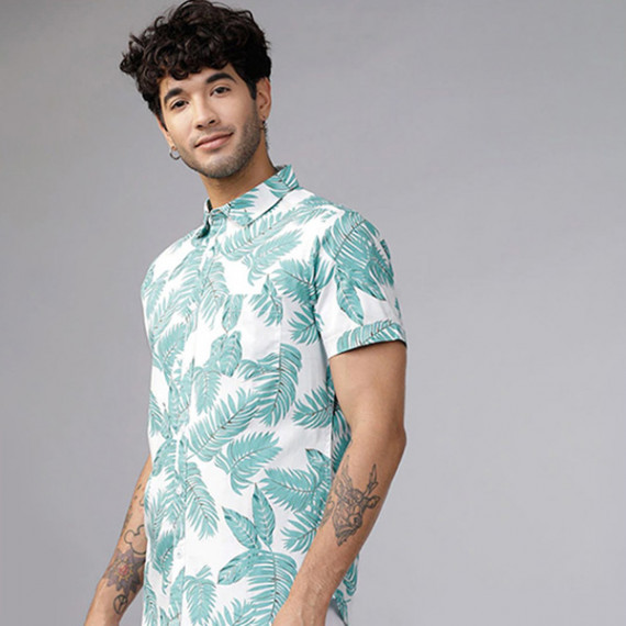 https://www.facemarshal.com/products/men-green-white-slim-fit-printed-casual-shirt