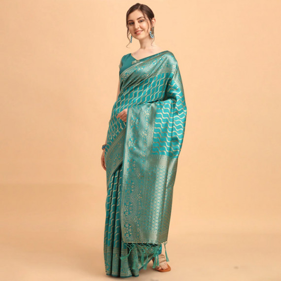 https://www.facemarshal.com/products/green-gold-toned-silk-blend-fusion-leheriya-saree